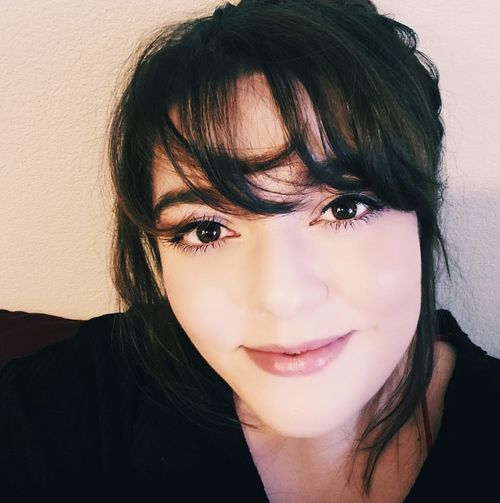 Meet your Posher, Kayla